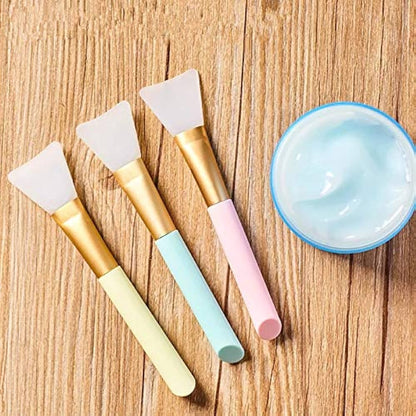 Silicone Facial Mask Brush – Soft Applicator for Creams, Clay & Skincare Masks